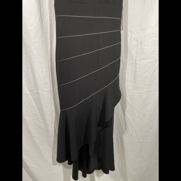NWT XSCAPE Piped Mermaid Hem Hi Low Gown 10 Black - Picture 9 of 12